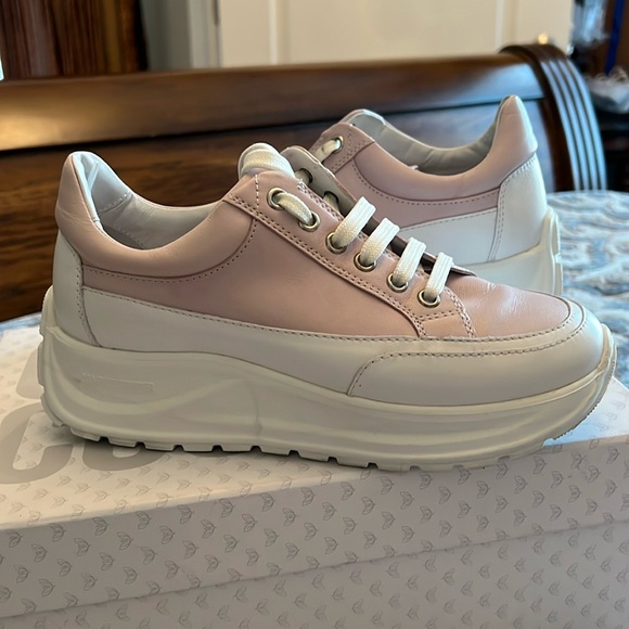 Candice Cooper Shoes - Women's Cream Sneakers